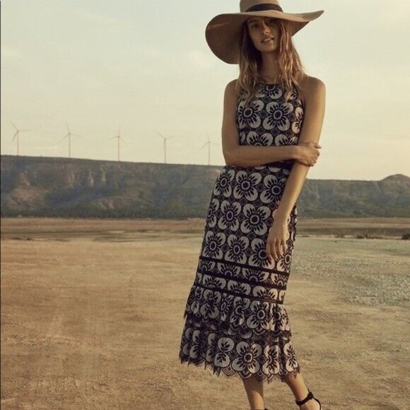 BANANA REPUBLIC NWT Lace Midi Dress - Picture 9 of 9